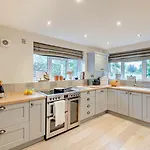 Holiday home 2 Bed In Richmond Oc-74305 *