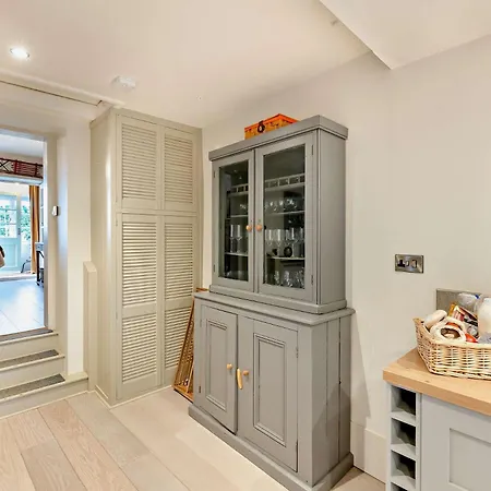2 Bed In Richmond 74305 度假居