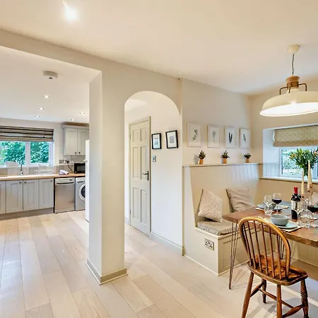 2 Bed In Richmond Oc-74305 Barton (Richmondshire)