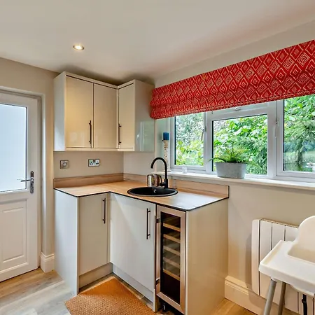 2 Bed In Richmond 74305 Dom wakacyjny *