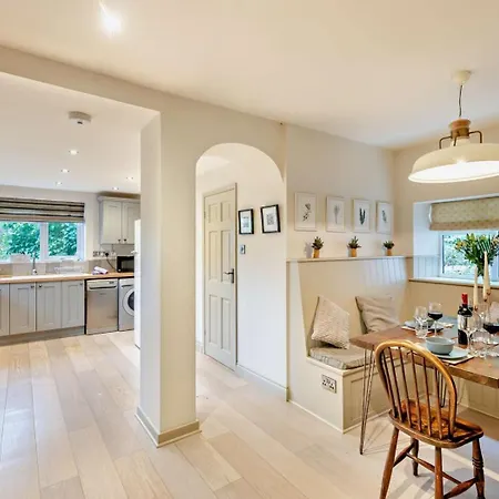 Feriehus 2 Bed In Richmond Oc-74305 *