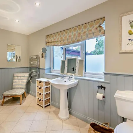 Feriehus 2 Bed In Richmond Oc-74305 *