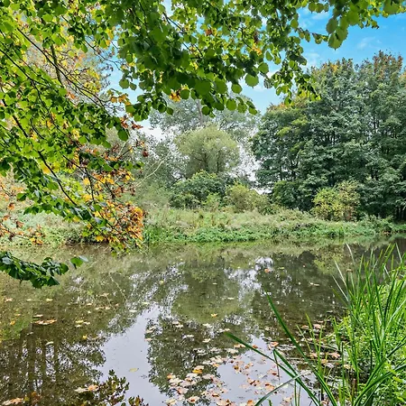 2 Bed In Richmond 74305 *